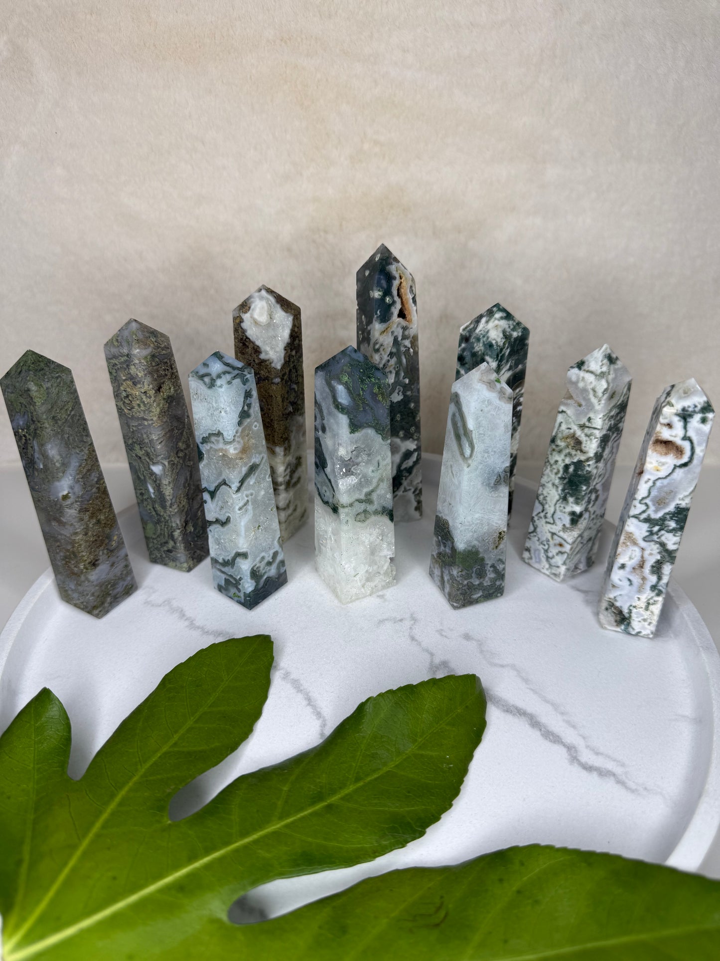 Baumachat X Moosachat Obelisk