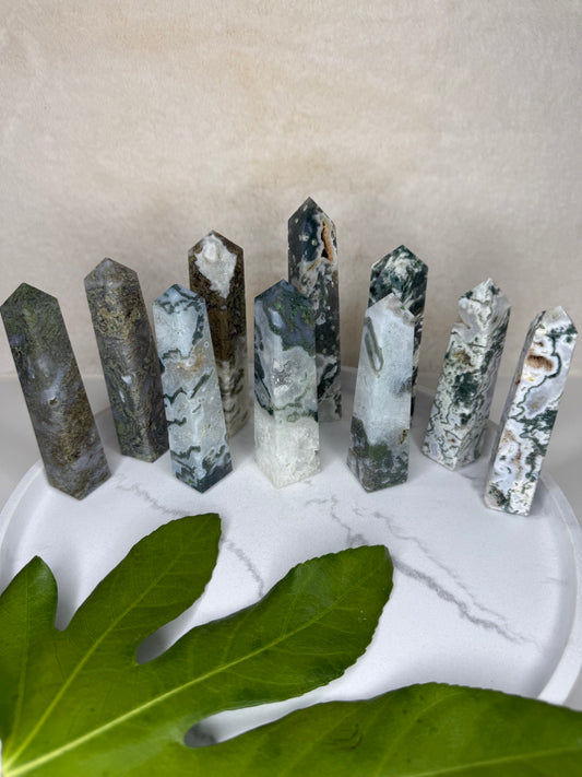 Baumachat X Moosachat Obelisk