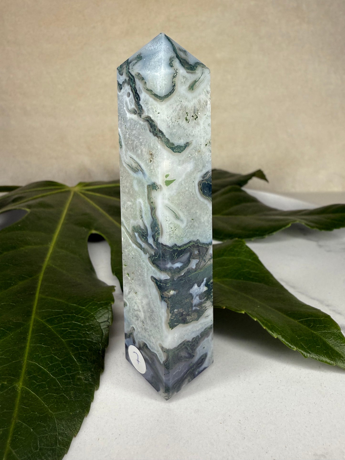 Baumachat X Moosachat Obelisk