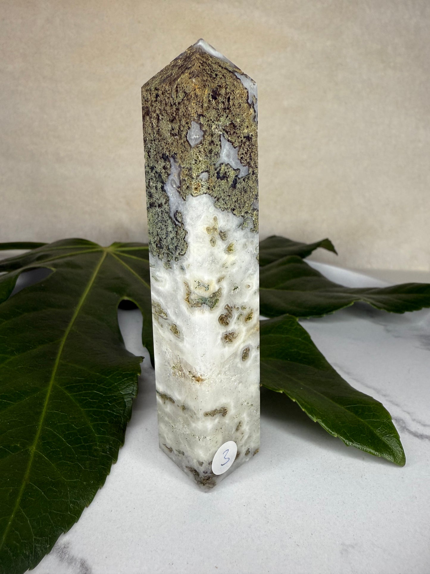 Baumachat X Moosachat Obelisk