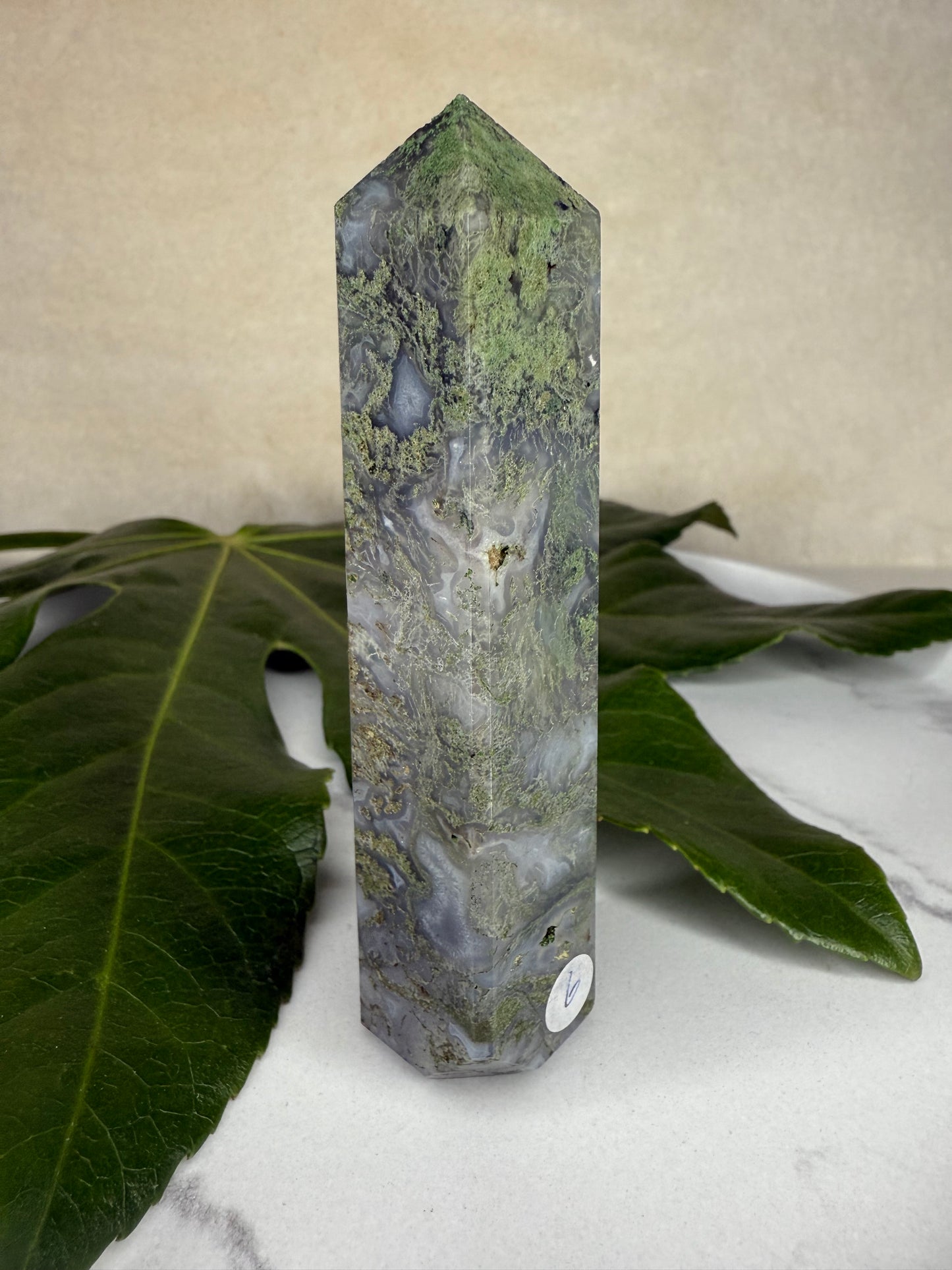 Baumachat X Moosachat Obelisk