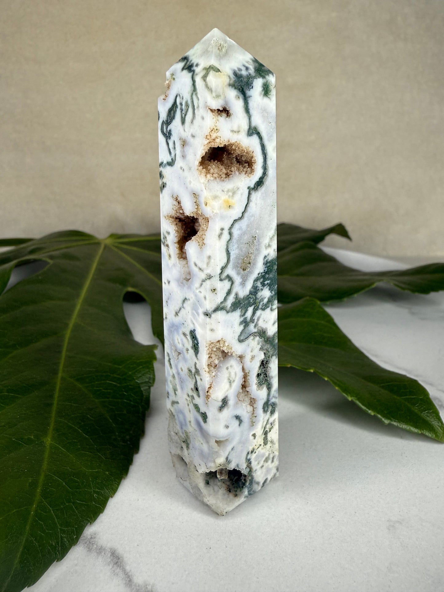 Baumachat X Moosachat Obelisk