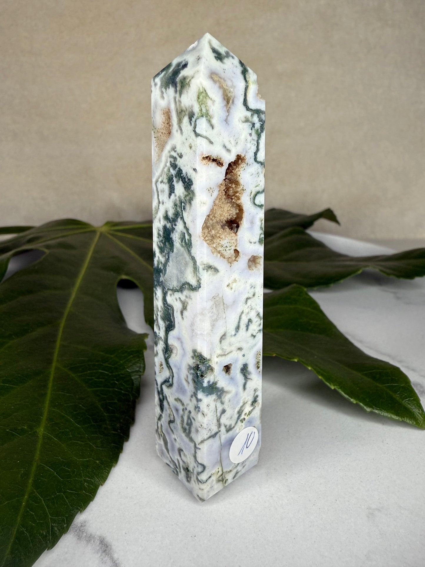 Baumachat X Moosachat Obelisk