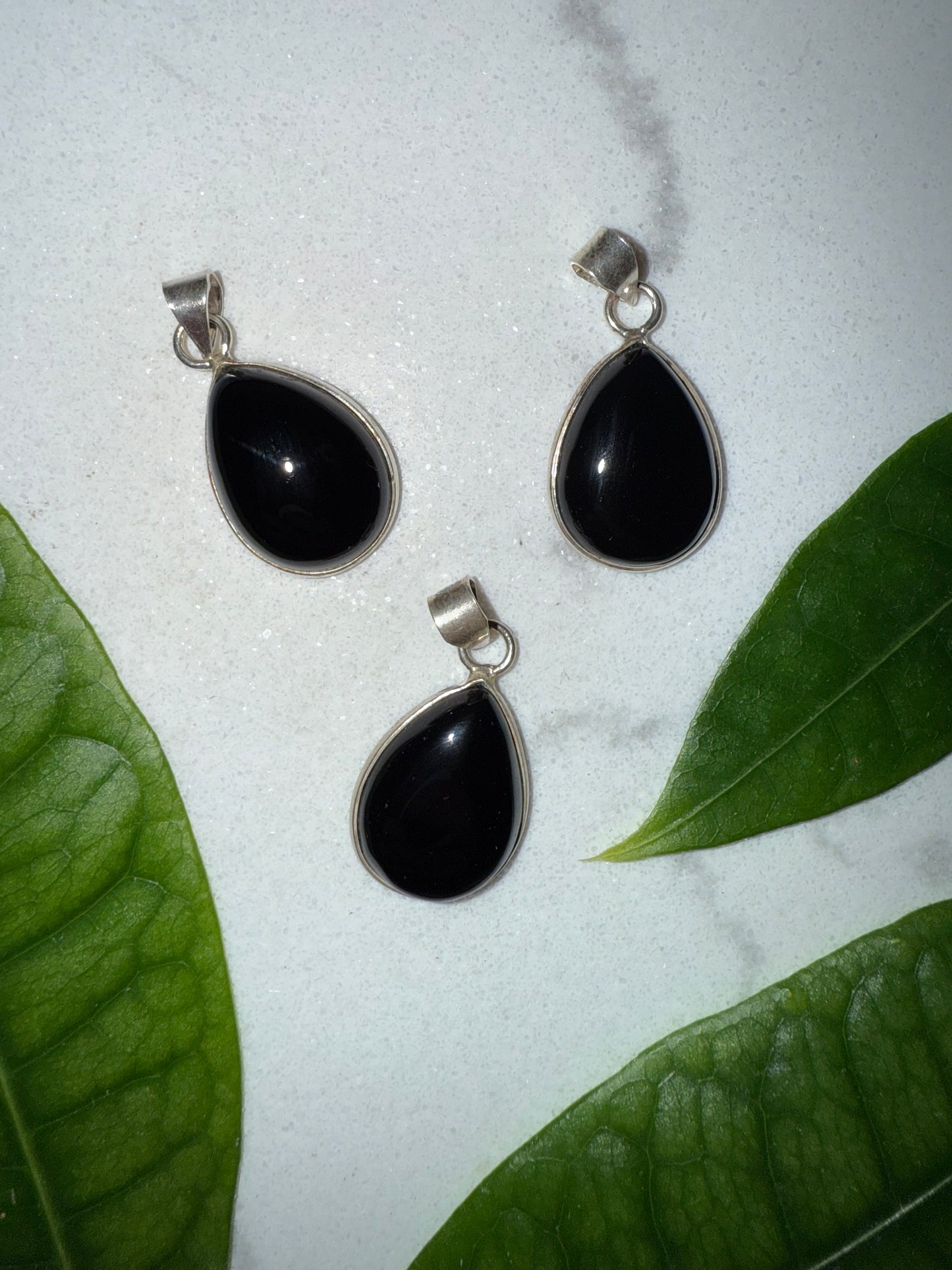 Onyx 925er-Sterlingsilber Tropfenanhänger