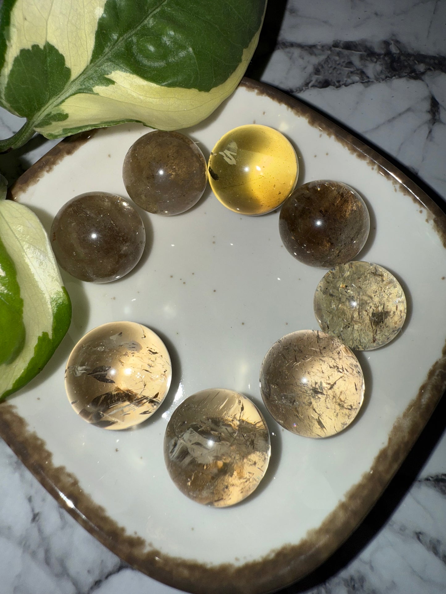 Mini Regenbogen Rauchquarz Kugel