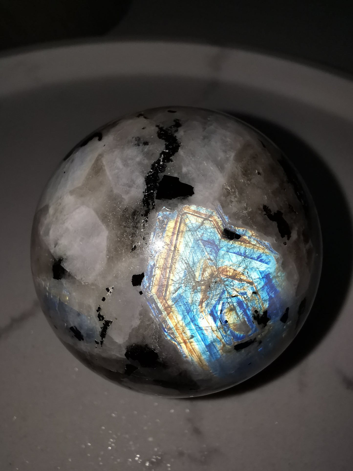 Regenbogen Mondstein Kugel