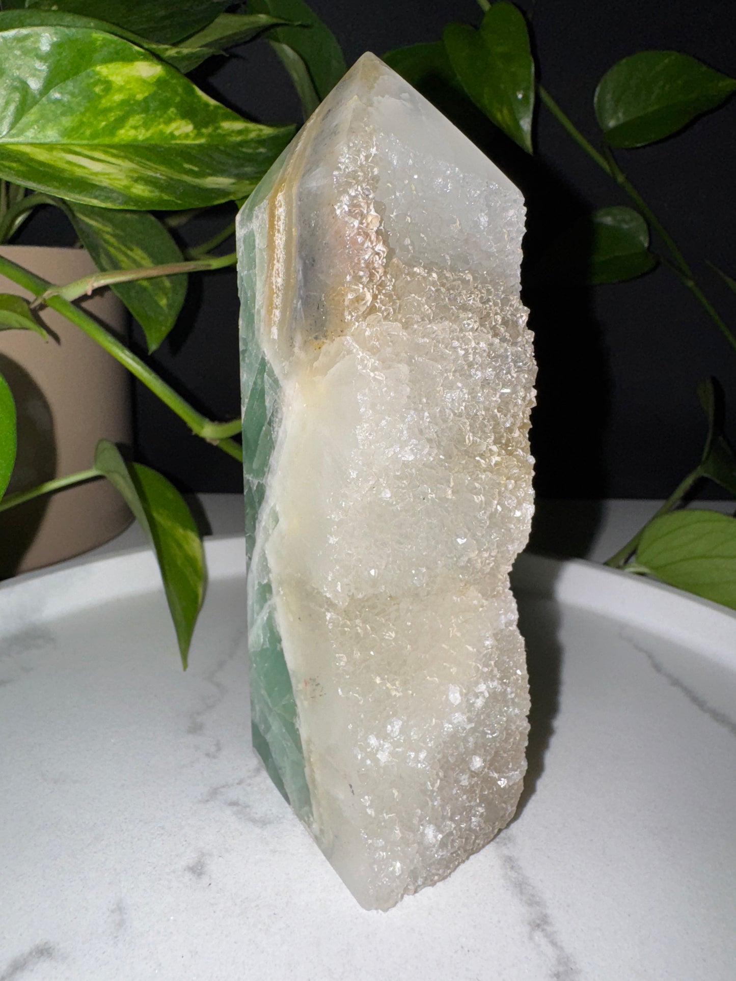 Druzy Grüner Fluorit Turm