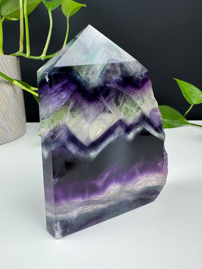 Candy Fluorit Freeform mit Natur Kante #1