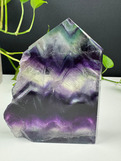 Candy Fluorit Freeform mit Natur Kante #1