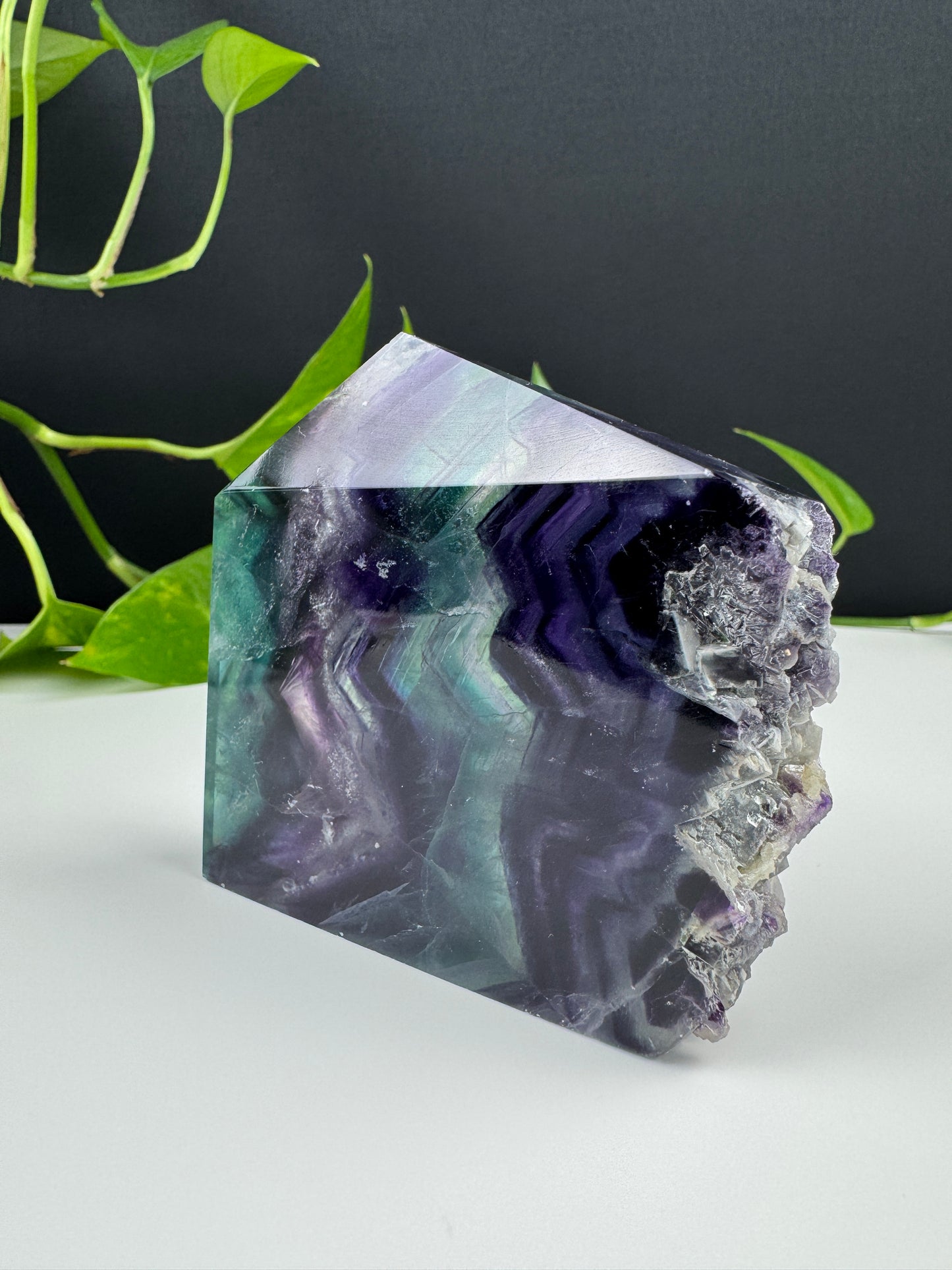 Candy Fluorit mit Natur Kante #2