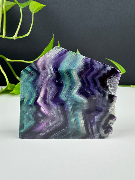 Candy Fluorit mit Natur Kante #2